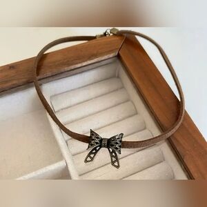Metalic Bow Brown Suede Choker Necklace!